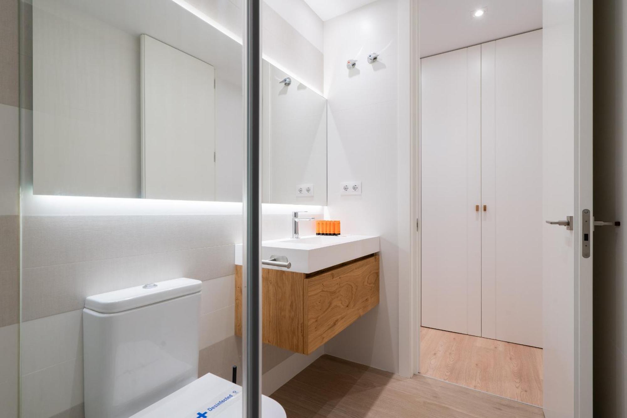 Apartamento Reformado Para 6 Personas En Plena Gran Via Alquiler Temporal Μαδρίτη Εξωτερικό φωτογραφία