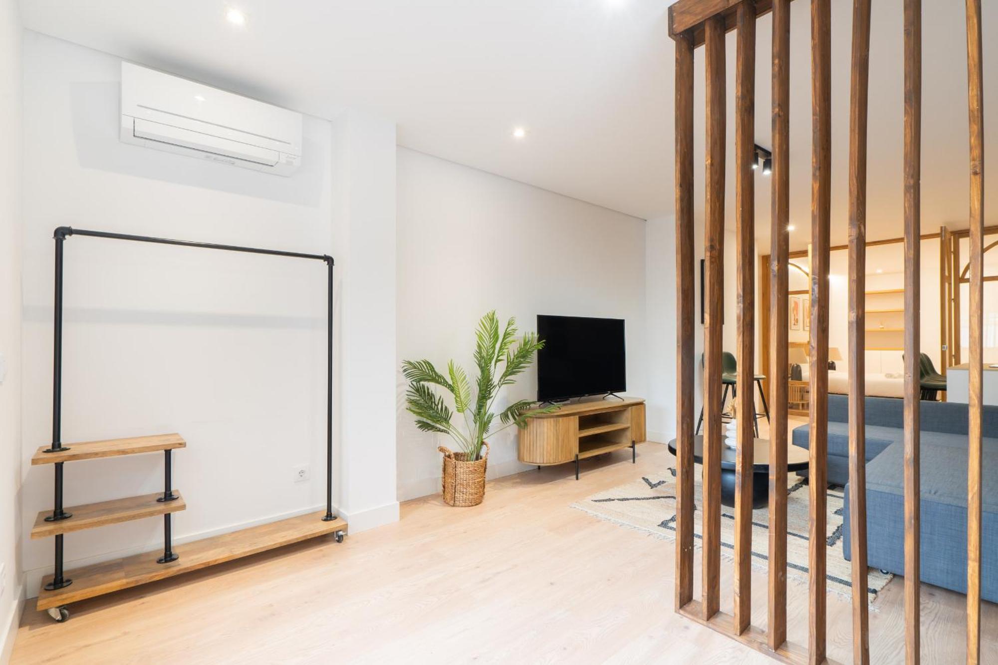 Apartamento Reformado Para 6 Personas En Plena Gran Via Alquiler Temporal Μαδρίτη Εξωτερικό φωτογραφία